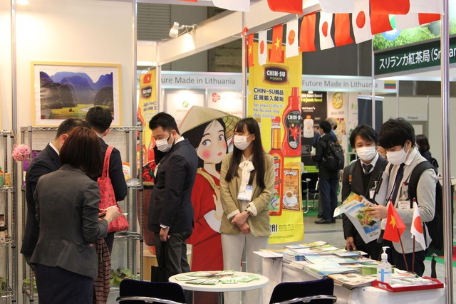 Tương ớt Chin-su ghi dấu ấn trong triển lãm thực phẩm và đồ uống quốc tế tại Nhật - Ảnh 1.