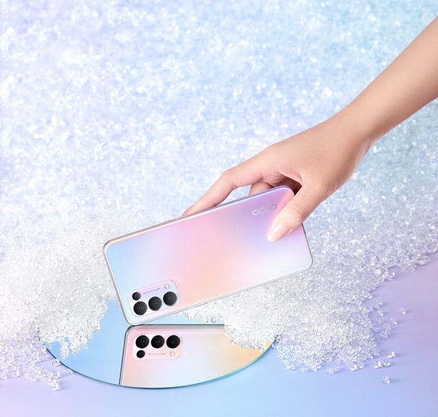 Trầm trồ thiết kế Reno5 5G Bạc Đa Sắc, ít ai biết đằng sau là cả quá trình nghiên cứu phức tạp - Ảnh 1.