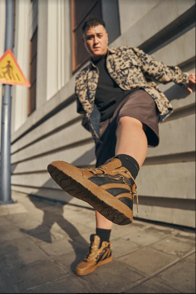 Hội streetwear-holic rủ nhau “lên đồ”, mẫu sneakers nào khiến Á Âu rộn ràng đến vậy? - Ảnh 2.