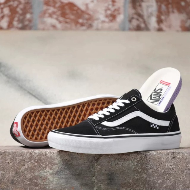 F5 diện mạo với 4 mẫu gi&agrave;y Vans đ&aacute;ng mua của th&aacute;ng - Ảnh 2.