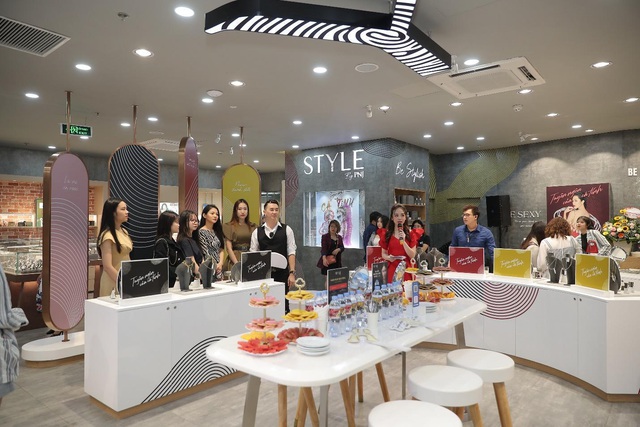Chuyện gì đây? Giới trẻ Hà thành đồng loạt check-in STYLE by PNJ tại Hà Nội - Ảnh 4.