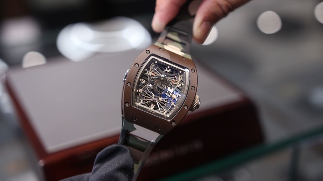 Empire Luxury: Cửa hàng đồng hồ sở hữu BST Richard Mille “cực khủng” ngay tại trung tâm Quận 1 - Ảnh 3.