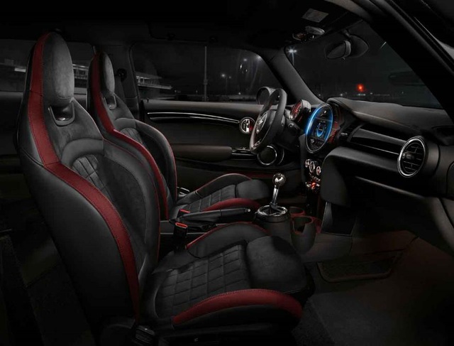 MINI Cooper S 5-Cửa - Mẫu xe thời trang đậm chất Anh cho người Việt - Ảnh 3. MINI Cooper S 5-Cửa - Mẫu xe thời trang đậm chất Anh cho người Việt - Ảnh 3.