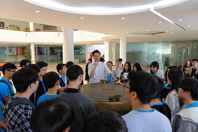 65% học sinh đạt chứng chỉ IELTS trước khi tốt nghiệp tại một trường THPT ở H&agrave; Nội - Ảnh 2.