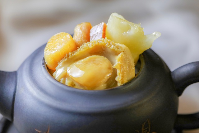 Trải nghiệm thưởng canh theo kiểu thưởng tr&agrave; tại nh&agrave; h&agrave;ng Dim Tu Tac - Ảnh 1.