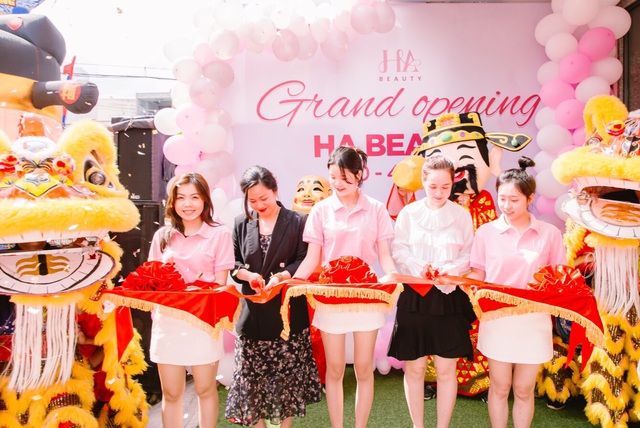 Chuỗi cửa hàng mỹ phẩm mini size HA Beauty khai trương đồng loạt tại Nha Trang và Cao Lãnh - Ảnh 2.