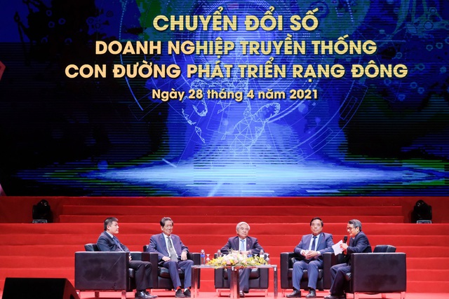 Tầm nhìn 10 năm trở thành doanh nghiệp tỷ đô của Rạng Đông - Ảnh 1.