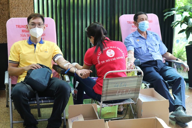 PNJ tổ chức hiến máu nhân đạo, bổ sung nguồn máu dự trữ đang cạn kiệt của TP.HCM - Ảnh 2.