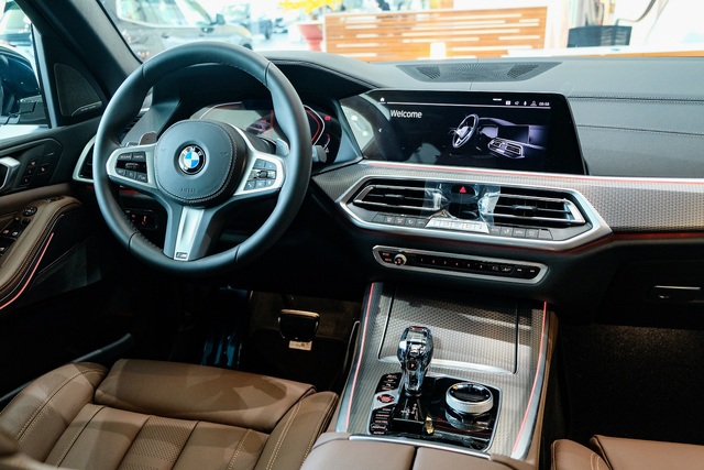 BMW X5 M Sport - Xe sang gầm cao mạnh mẽ, đậm tính thể thao cho người mê trải nghiệm lái - Ảnh 1.