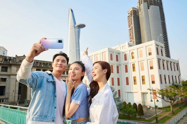 Cơ hội sở hữu vivo V21 5G - điện thoại trang bị OIS cho camera selfie với nhiều ưu đãi lớn duy nhất 7/6 trên Shopee - Ảnh 1.