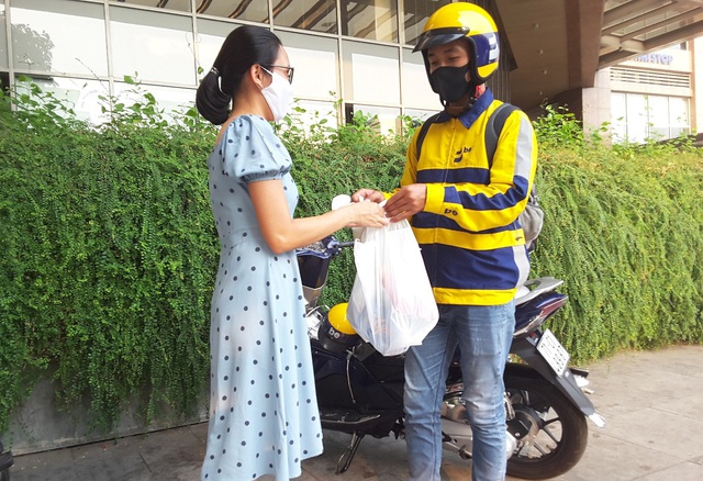 Muốn vượt qua &ldquo;C&ocirc; Vy&rdquo; m&ugrave;a 4, chủ shop online n&ecirc;n nhớ c&aacute;c tuyệt chi&ecirc;u sau - Ảnh 4.