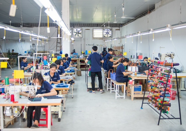 Xưởng sản xuất đồ da LECAS - nơi những người phụ nữ làm chủ - Ảnh 4.
