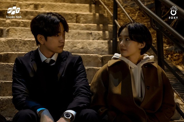 Mối tình friendzone Park Gyu Young - Park Jin Young ở Thẩm Phán Ác Ma: Điểm sáng hiếm hoi giữa một xã hội bức bối - Ảnh 5.