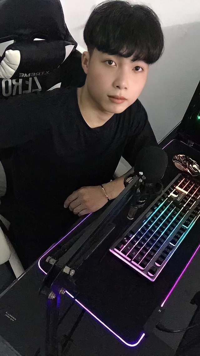 Thu hút hơn 200.000 lượt theo dõi, nam streamer Đỗ Hoàng Định là ai? - Ảnh 3.