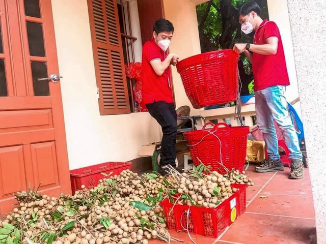 J&T Express hỗ trợ nông sản Việt, cùng nông dân “vượt khó” mùa dịch - Ảnh 4.