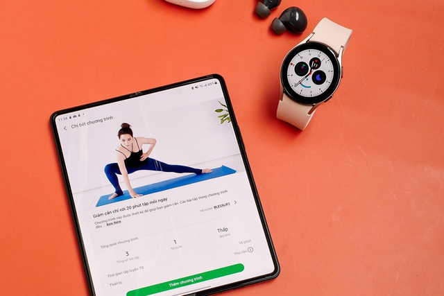 Vì sao nói Galaxy Watch4 là chiếc đồng hồ vừa thông minh lại hợp thời trang - Ảnh 3.