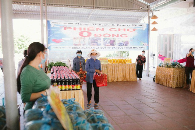 Nữ CEO Việt Kiều t&iacute;ch cực với c&aacute;c hoạt động thiện nguyện m&ugrave;a dịch - Ảnh 5.