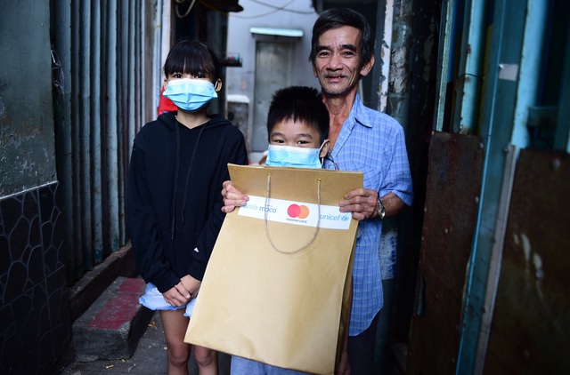 Chung tay cùng Mastercard và Grab Việt Nam hỗ trợ người dân gặp hoàn cảnh khó khăn - Ảnh 7.