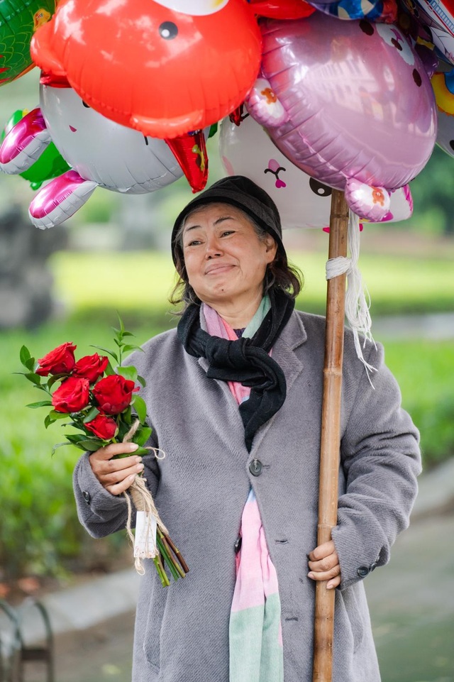Hé lộ “nhân vật” được Ecopark tỏ tình bằng 99.999 bông hoa hồng trong ngày Valentine! - Ảnh 3.