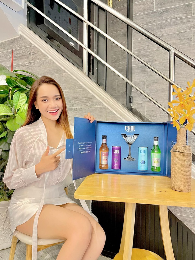 C&oacute; g&igrave; trong hộp qu&agrave; đang khiến c&aacute;c bạn trẻ quyết t&acirc;m săn t&igrave;m bằng được? - Ảnh 5.