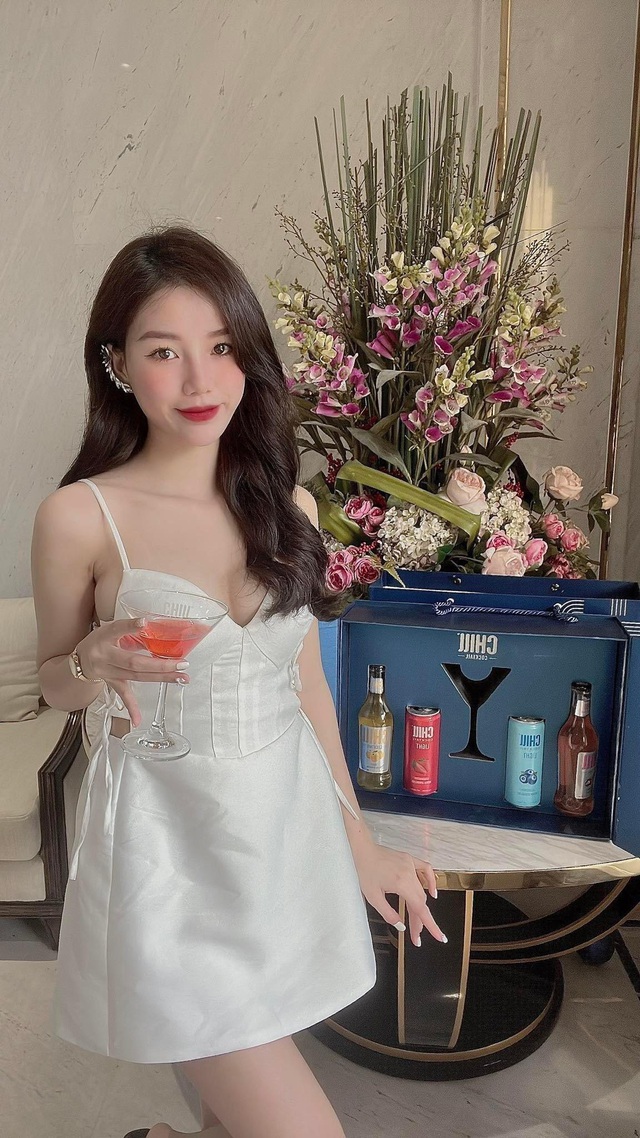 C&oacute; g&igrave; trong hộp qu&agrave; đang khiến c&aacute;c bạn trẻ quyết t&acirc;m săn t&igrave;m bằng được? - Ảnh 6.