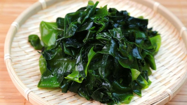 Love a premium noodle experience with unique flavors?  Try 100% fresh seaweed Reeva noodles now - Photo 1.