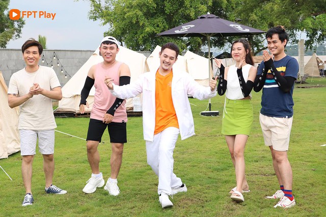 Đối kh&aacute;ng theo cặp - thử th&aacute;ch tiếp theo từ chương tr&igrave;nh Vietnam Livestream Idol - Ảnh 3.