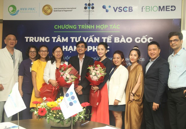 Ng&acirc;n h&agrave;ng M&ocirc; Cryoviva v&agrave; BV Quốc tế Hạnh Ph&uacute;c hợp t&aacute;c th&agrave;nh lập Trung t&acirc;m tư vấn Tế b&agrave;o gốc - Ảnh 1.