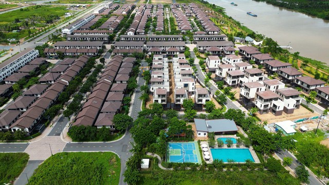 Vì sao Nam Long chọn hướng đầu tư phát triển bất động sản tích hợp? - Ảnh 1.