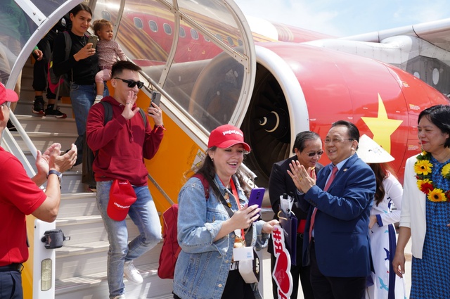 Những chuyến bay thẳng Vietjet đưa du khách Kazakhstan đến với Nha Trang thuận tiện, dễ dàng - Ảnh 5.
