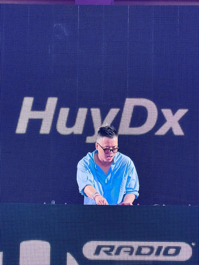 DJ Huy DX - Đại diện của Việt Nam làm bùng nổ Ultra Korea 2022 với những bản nhạc đỉnh cao - Ảnh 2.