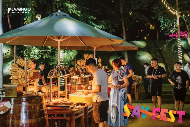 S&ocirc;i động Lễ hội bia OktoberFest tại Flamingo Đại Lải - Ảnh 1.