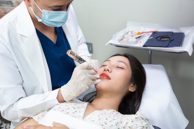 Những b&iacute; quyết gi&uacute;p nhan sắc thăng hạng theo thời gian - Ảnh 3.