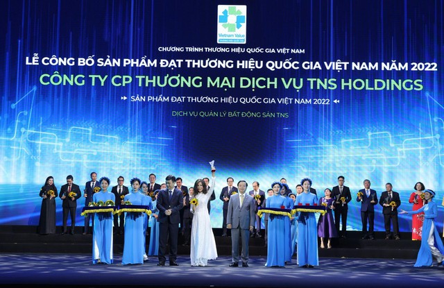 TNS Holdings tự hào trở thành Thương hiệu quốc gia 2022 - Ảnh 1.