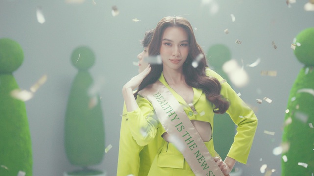 Tr&uacute;c Nh&acirc;n h&oacute;a qu&acirc;n sư b&agrave;y Hoa hậu Th&ugrave;y Ti&ecirc;n c&ocirc;ng thức sống khỏe - Ảnh 4.