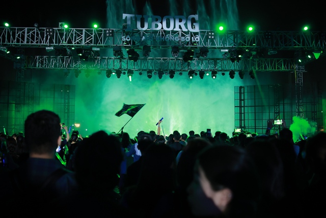 Giới trẻ cháy hết mình với Tuborg tại Lễ hội Âm nhạc Quốc tế TP.HCM - HOZO 2022 - Ảnh 1.