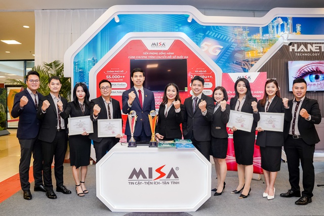 MISA AMIS đạt thành tích ấn tượng Make in Viet Nam 2022 - Ảnh 3.