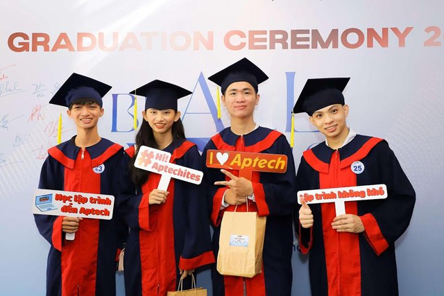 Aptech ghi dấu h&agrave;nh tr&igrave;nh trưởng th&agrave;nh của thế hệ lập tr&igrave;nh vi&ecirc;n đa sắc - Ảnh 5.