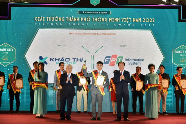 FPT trình diễn hệ sinh thái thành phố thông minh tại Smart City summit 2022 - Ảnh 2.