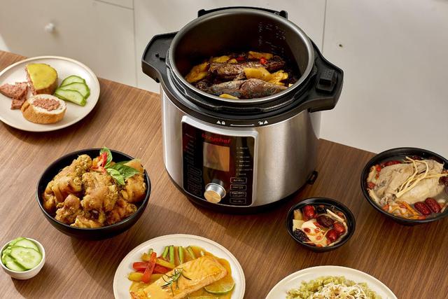 Nồi chi&ecirc;n hầm đa năng 16 in 1 chỉ hơn 4 triệu đồng, chị em y&ecirc;u bếp sắm ngay để Tết n&agrave;y rảnh tay du xu&acirc;n - Ảnh 3.
