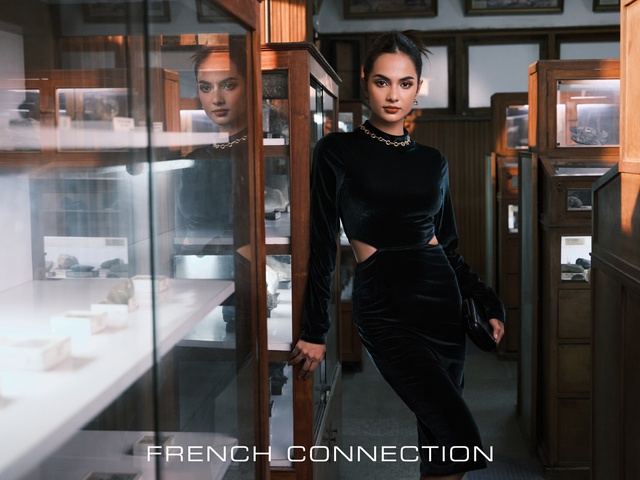 French Connection khuấy động m&ugrave;a lễ hội cuối năm với bộ sưu tập Holiday - Ảnh 6.