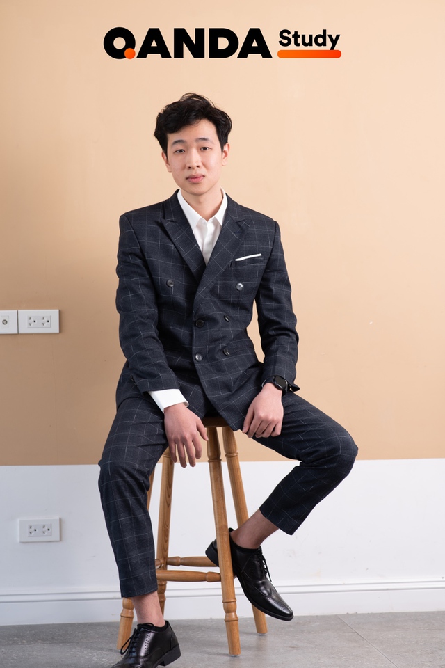 Thầy giáo gen Z Mạnh Híp và ước mơ trở thành “người lái đò” nhen nhóm trong mùa dịch - Ảnh 1.