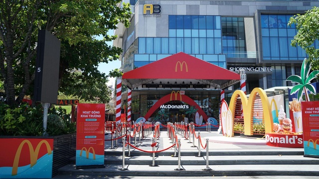 McDonald’s “Trung tiến”, lần đầu tiên có mặt tại Nha Trang - Ảnh 1.