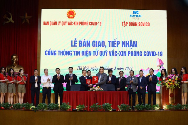 Sovico bàn giao cổng thanh toán trực tuyến và thông tin điện tử Quỹ Vắc-xin phòng Covid-19 - Ảnh 3.