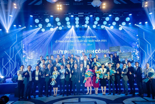 Hyundai Đông Nam được vinh danh “Đại lý có doanh số bán hàng lớn nhất 2021 của HTCV” - Ảnh 2.