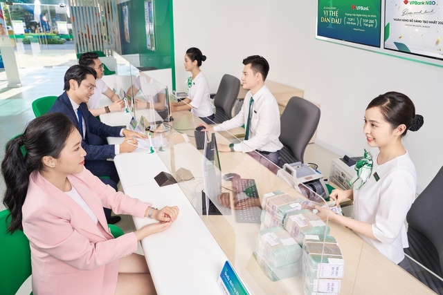 VPBank nhận giải thưởng quốc tế trong lĩnh vực phòng, chống rửa tiền - Ảnh 2.