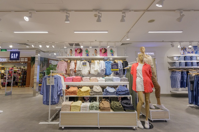 GAP khai trương cửa hàng tại TTTM Saigon Centre qua hợp tác nhượng quyền với ACFC - nhà phân phối bản lẻ thời trang quốc tế - Ảnh 4.