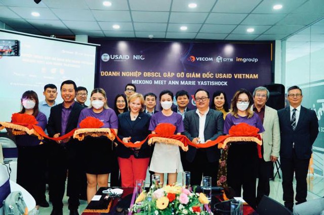 USAID Việt Nam, IM Group tọa đàm phát triển nguồn nhân lực số - Ảnh 2.