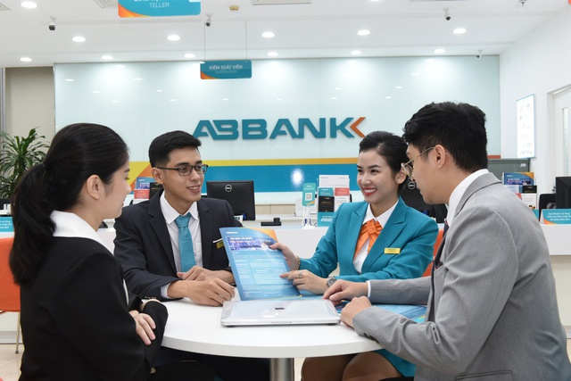 ABBank muốn tăng vốn điều lệ lên trên 10.000 tỷ đồng năm 2022, chuyển đổi quyết liệt hơn cho mục tiêu tăng trưởng - Ảnh 1.