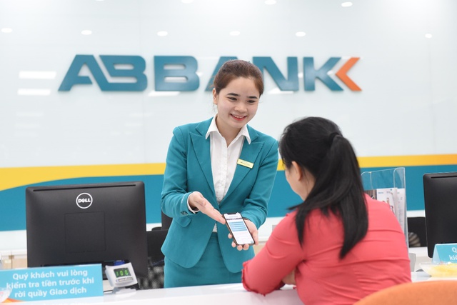 ABBank muốn tăng vốn điều lệ lên trên 10.000 tỷ đồng năm 2022, chuyển đổi quyết liệt hơn cho mục tiêu tăng trưởng - Ảnh 2.